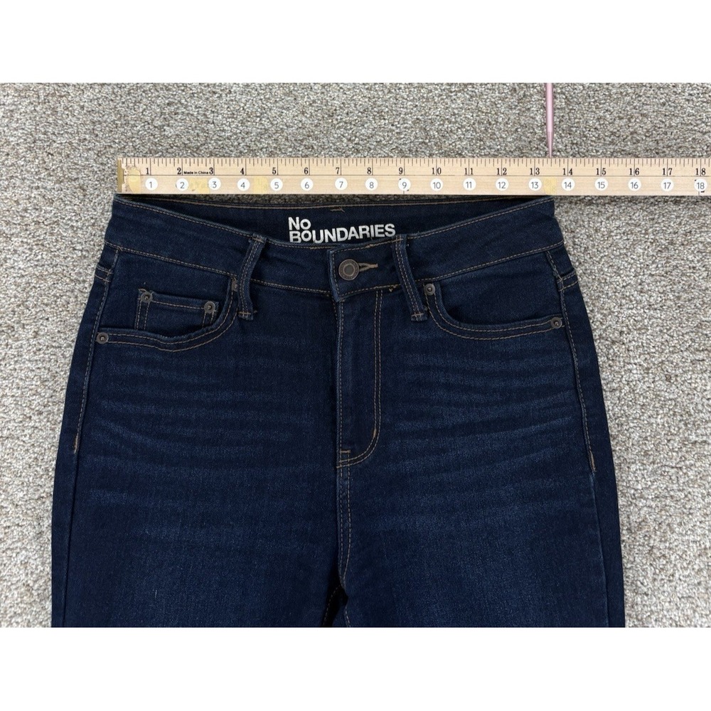 No Boundaries High Rise‎ Flare Jeans Women's 4 Blue Dark Wash Sustainable Denim - Picture 6 of 9